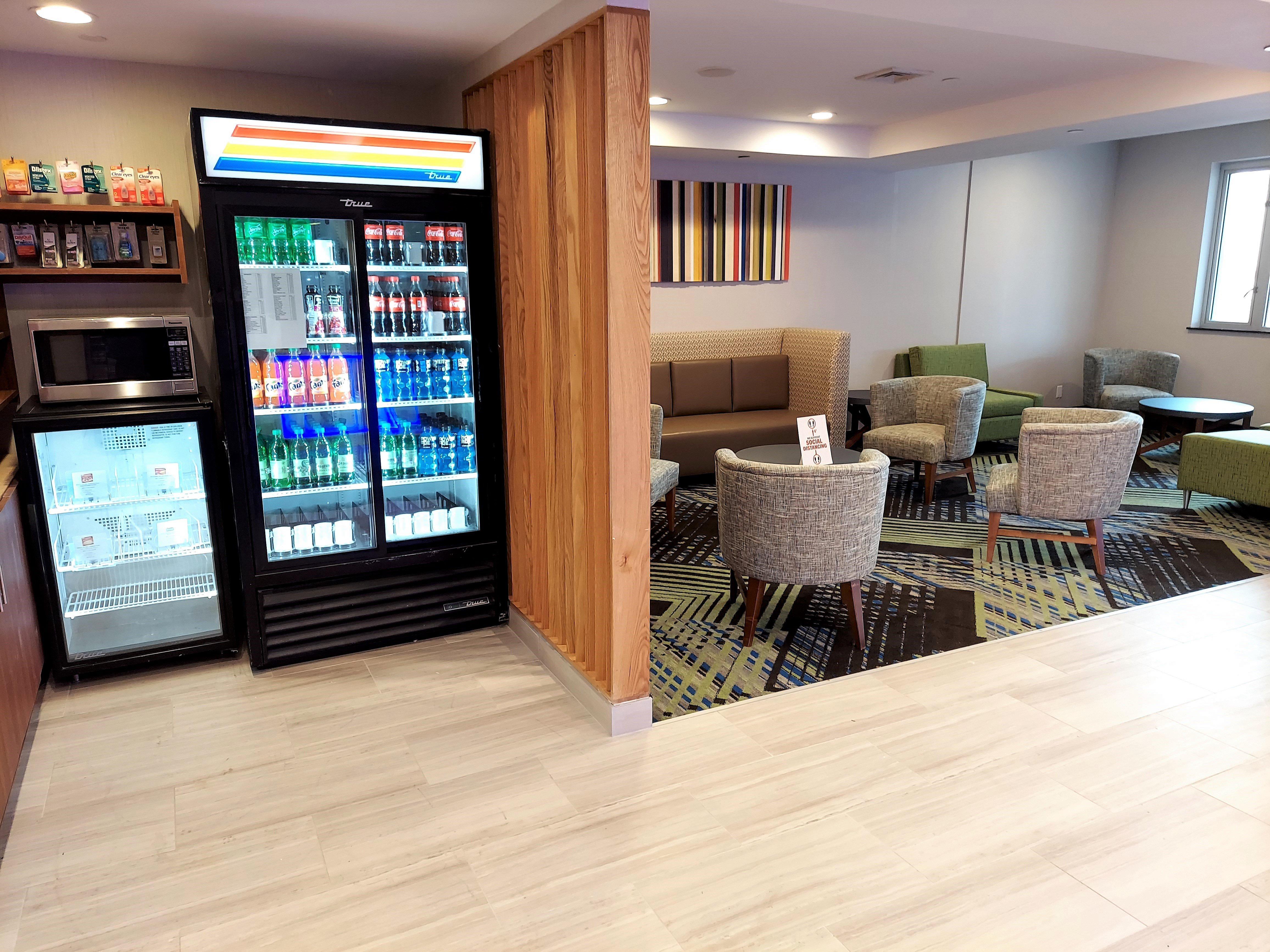 Holiday Inn Express Maspeth By Ihg New York Exterior photo