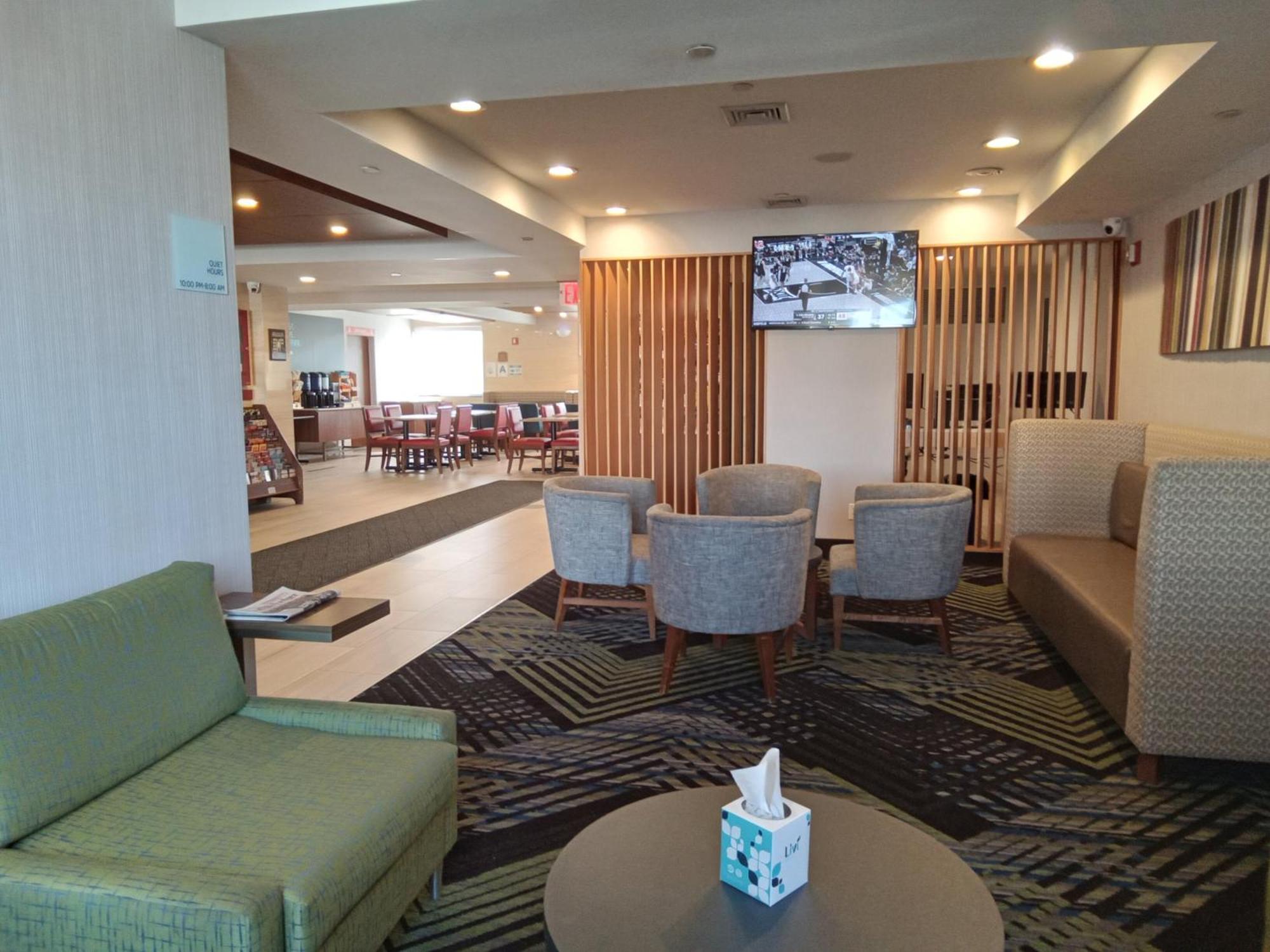 Holiday Inn Express Maspeth By Ihg New York Exterior photo